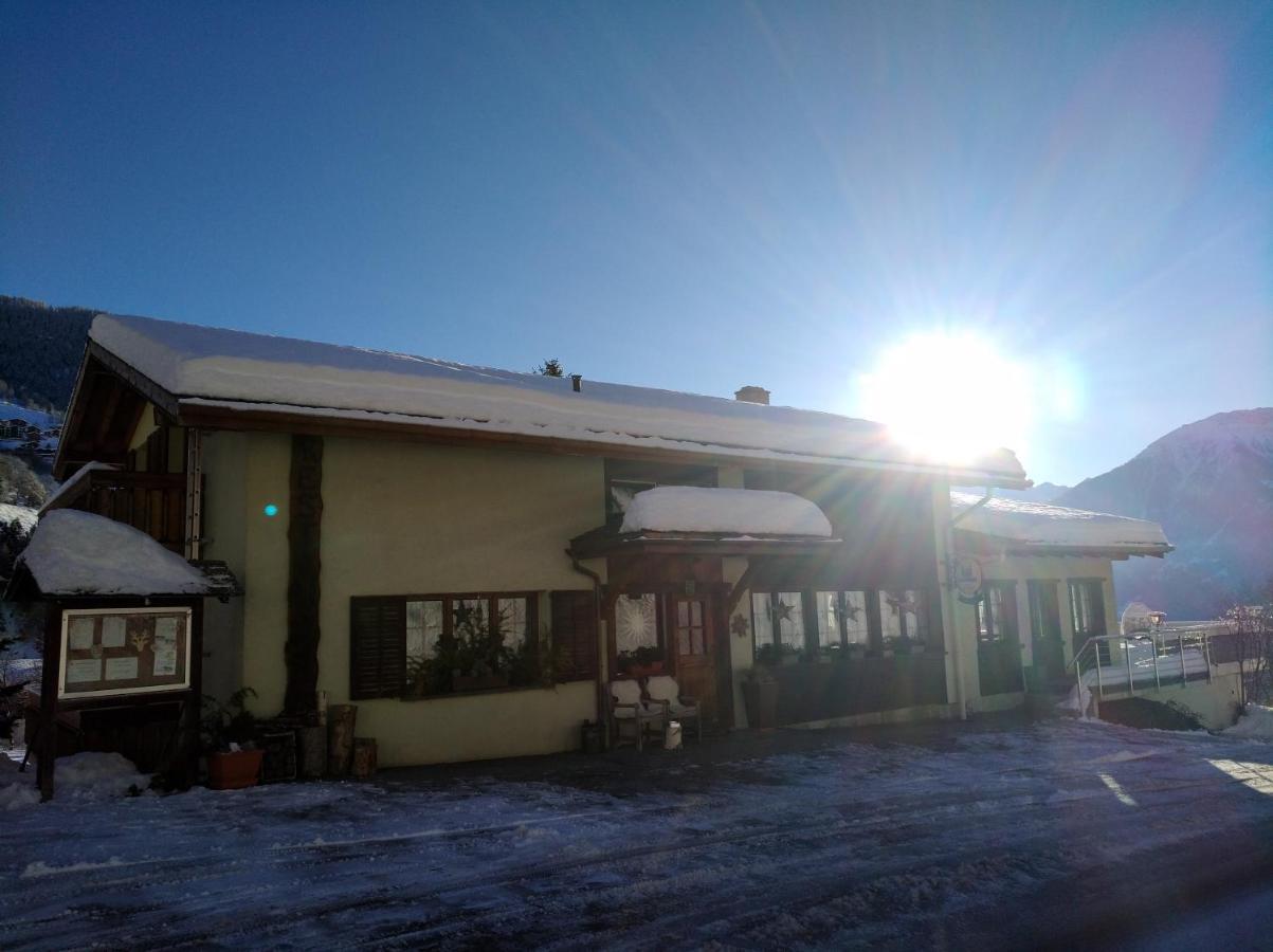 B&B Chalet Rustica Inden, Leukerbad Dış mekan fotoğraf