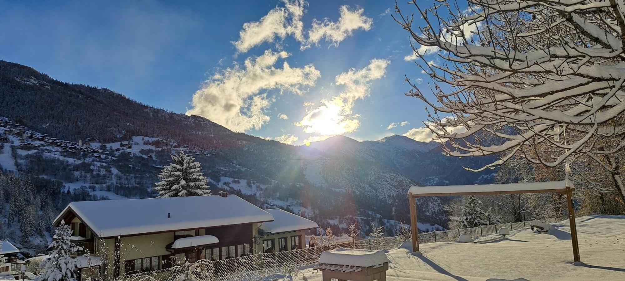 B&B Chalet Rustica Inden, Leukerbad Dış mekan fotoğraf